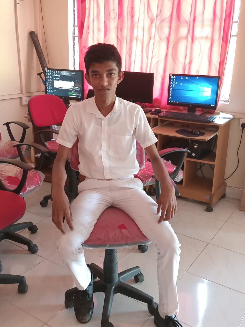 ඩබ්ලිව්.ඒ.කවිදු රස්මිත